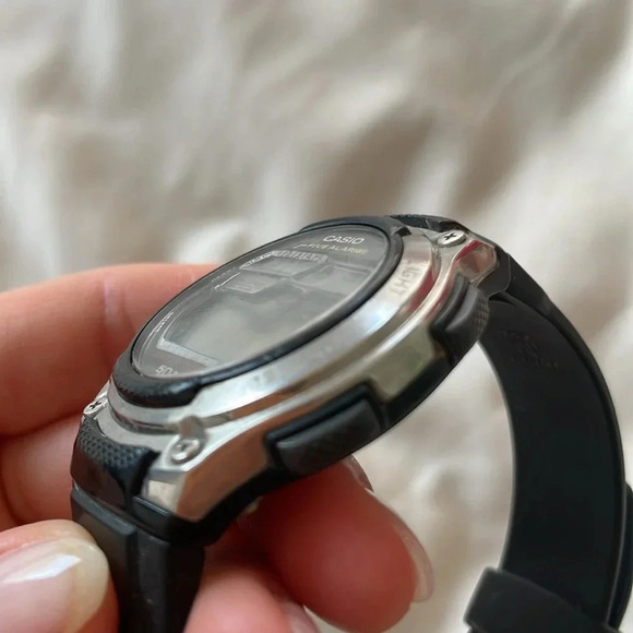 Casio  Watch - Picture 6 of 10